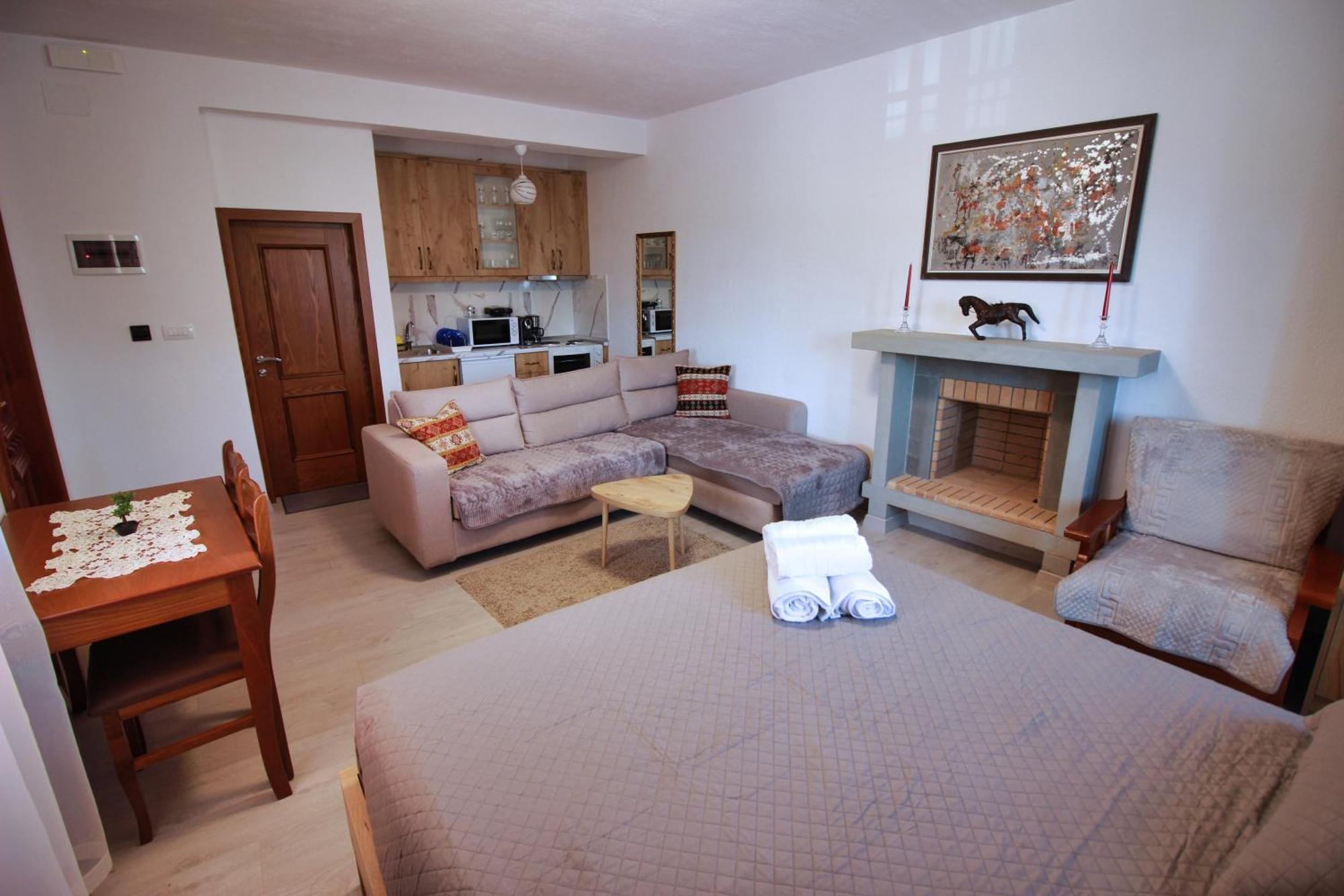 Emblematic House Apartment 4 Gjirokastër المظهر الخارجي الصورة