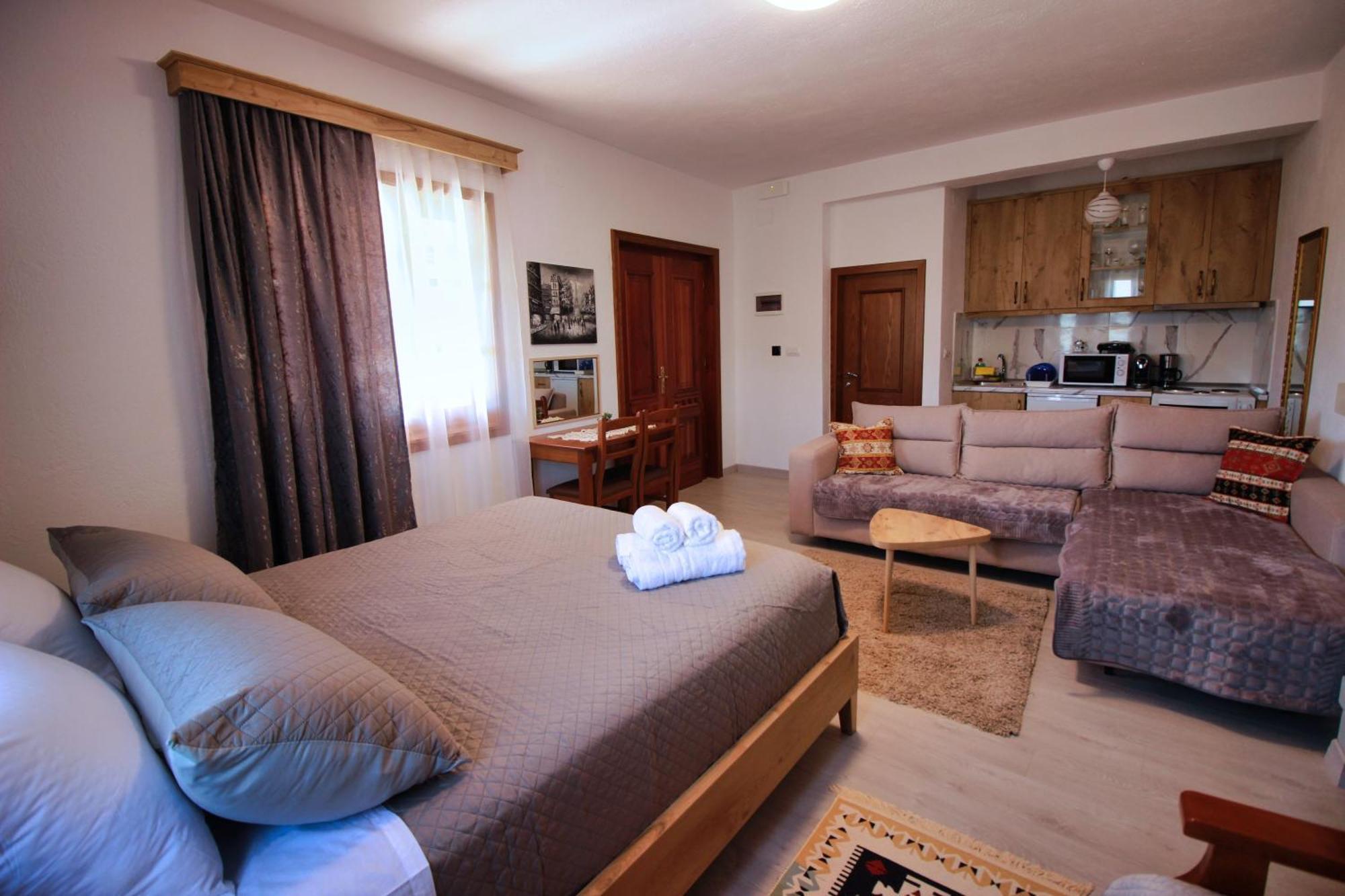 Emblematic House Apartment 4 Gjirokastër المظهر الخارجي الصورة