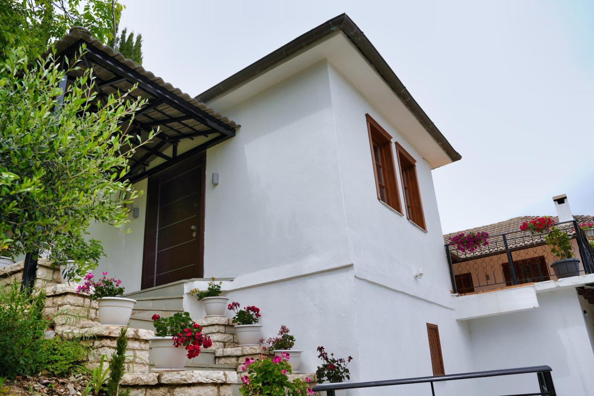 Emblematic House Apartment 4 Gjirokastër المظهر الخارجي الصورة